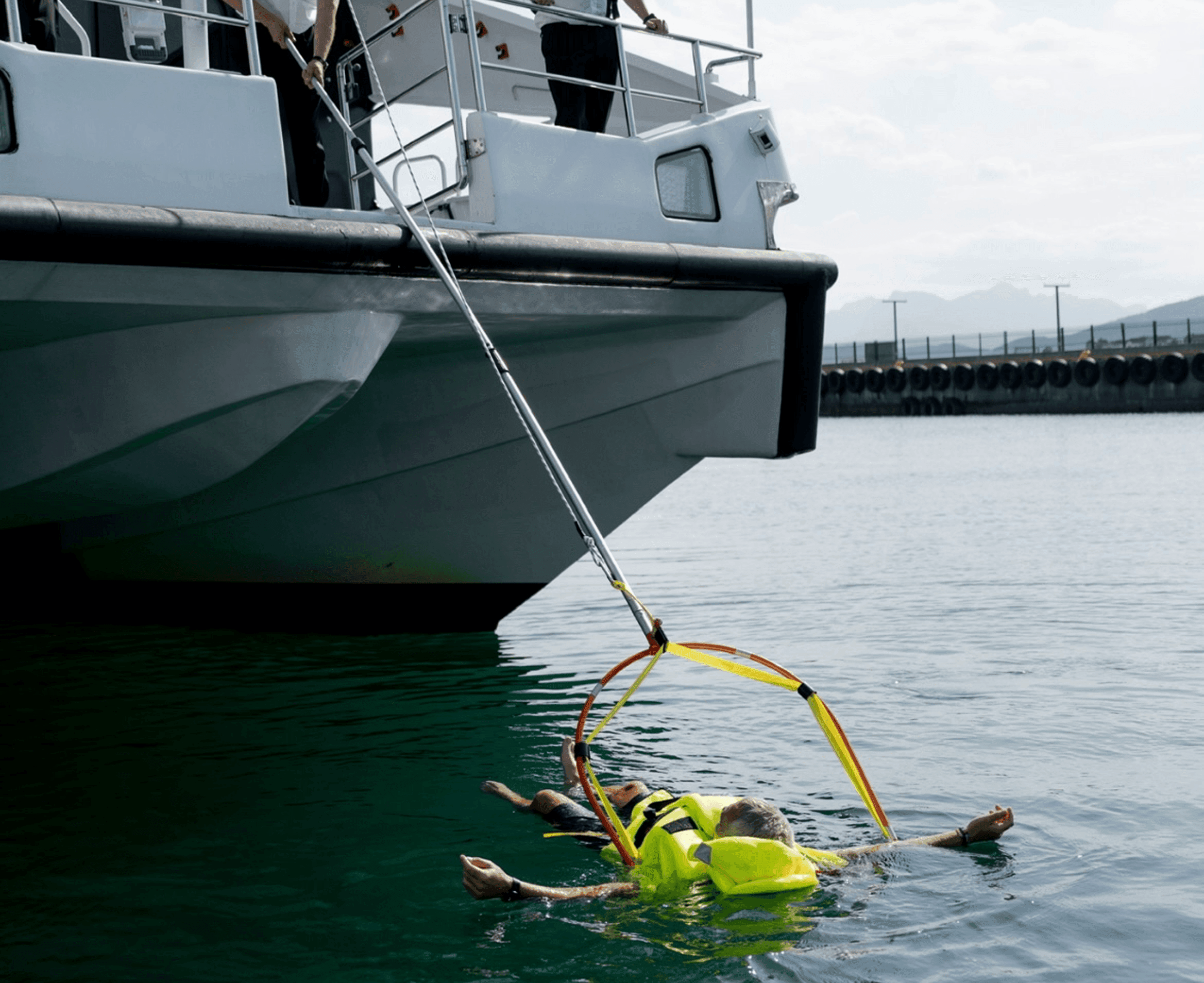 SB Rescue Sling used from High-Sided Vessel.